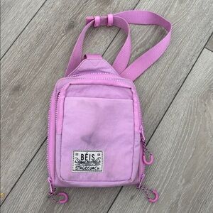 Beis 2025 Stagecoach sport sling bag